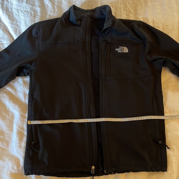 North face jacket - Picture 2 of 6